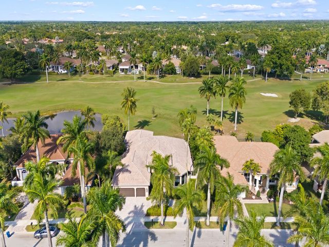 2583 Mayfair Ln, Weston, FL 33327