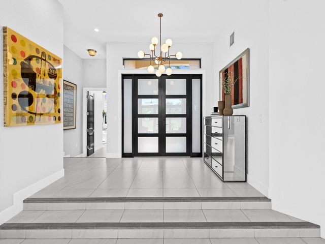 2583 Mayfair Ln, Weston, FL 33327