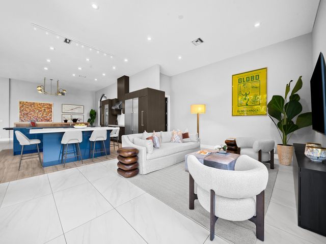 2583 Mayfair Ln, Weston, FL 33327