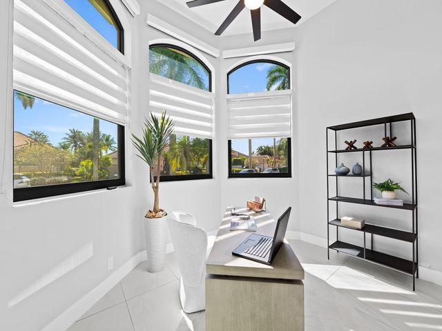 2583 Mayfair Ln, Weston, FL 33327