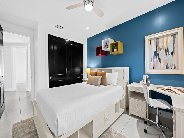 2583 Mayfair Ln, Weston, FL 33327