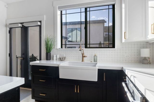 1320 W SUMMER VIEW DR, Lehi, UT 84043