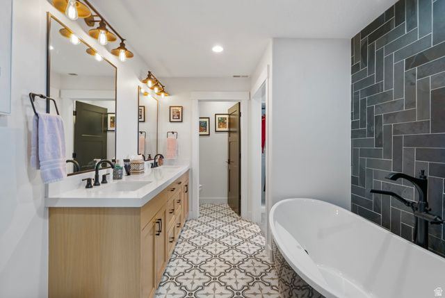 1320 W SUMMER VIEW DR, Lehi, UT 84043