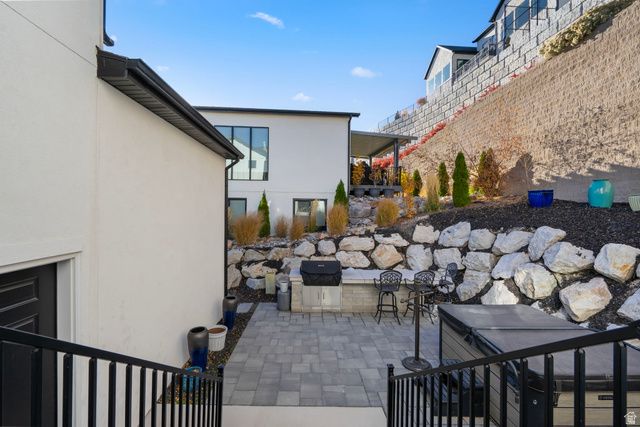 1320 W SUMMER VIEW DR, Lehi, UT 84043