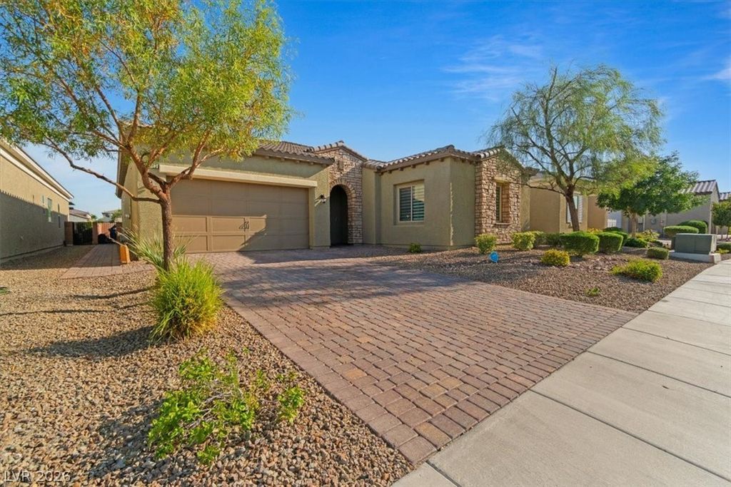 5953 Yellow Ridge Avenue, Las Vegas, NV 89131