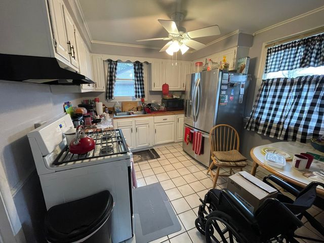 322 NASSAU Street, Park Forest, IL 60466