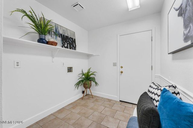 260 Veronica Avenue, Sparks, NV 89436