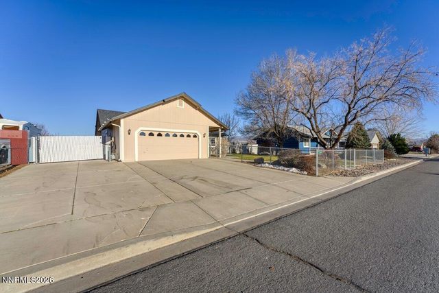 260 Veronica Avenue, Sparks, NV 89436