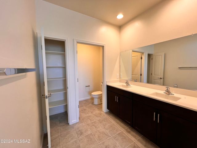 12641 E Caden Drive, Vail, AZ 85641
