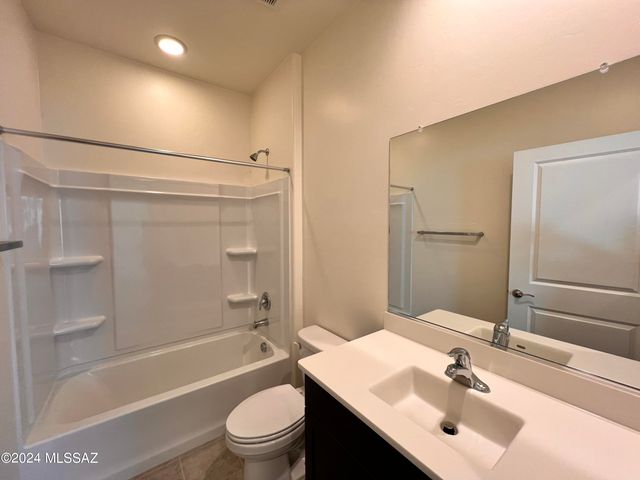 12641 E Caden Drive, Vail, AZ 85641