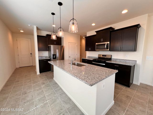 12641 E Caden Drive, Vail, AZ 85641