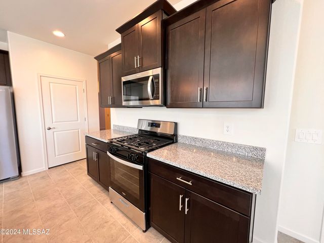 12641 E Caden Drive, Vail, AZ 85641