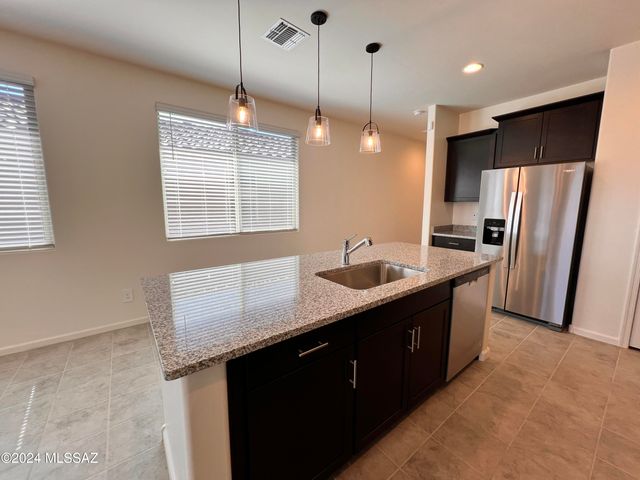 12641 E Caden Drive, Vail, AZ 85641