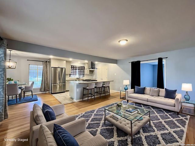 2331 W Magnolia Ave, San Antonio, TX 78201