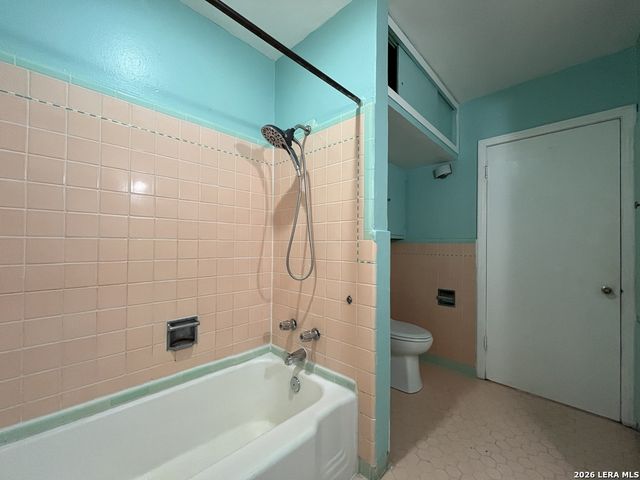 2331 W Magnolia Ave, San Antonio, TX 78201