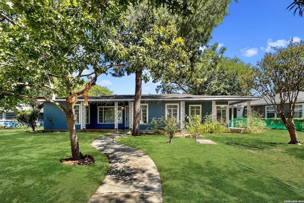 2331 W Magnolia Ave, San Antonio, TX 78201