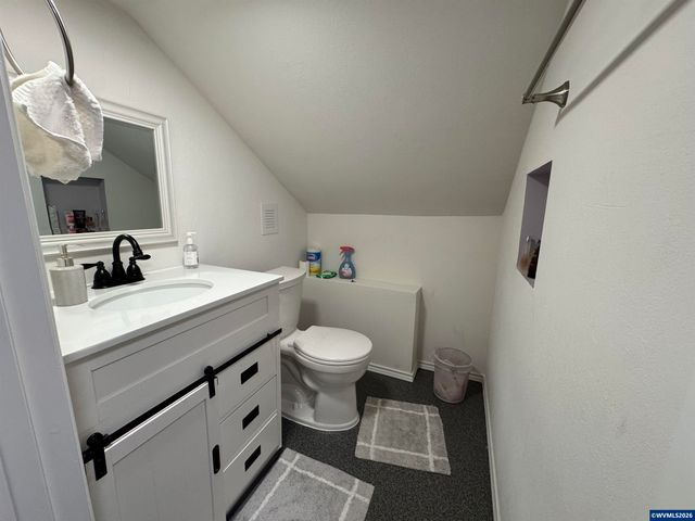 20530 S Highway 99W, Amity, OR 97101