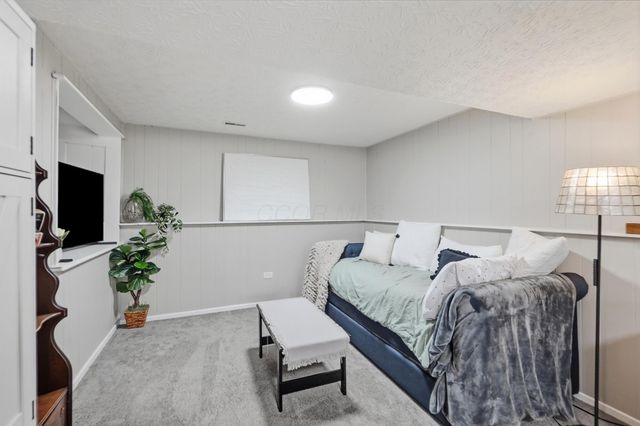 6794 Cowan Street, Dublin, OH 43017
