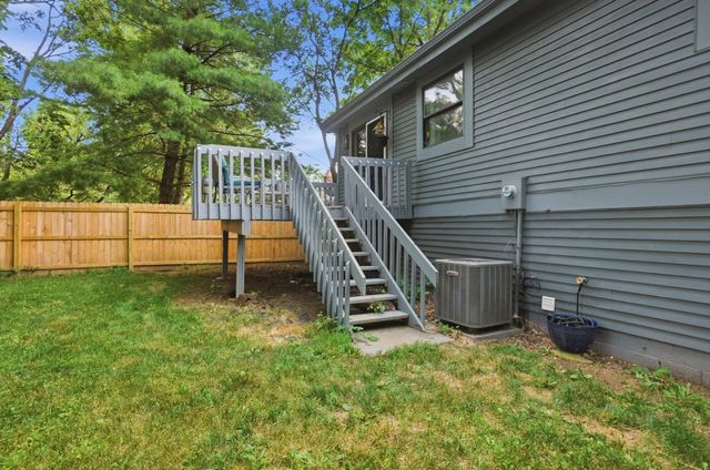 6794 Cowan Street, Dublin, OH 43017