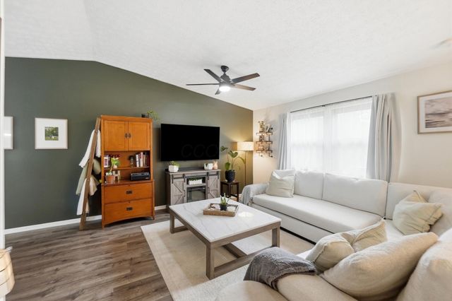 6794 Cowan Street, Dublin, OH 43017