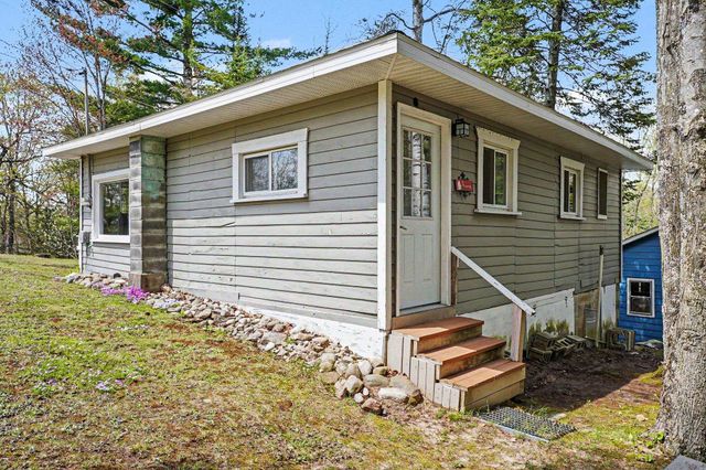 408 Sage Lake Road, Hill Twp, MI 48739