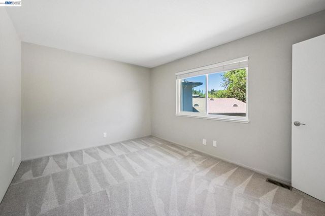 2122 Arroyo Ct 2, Pleasanton, CA 94588