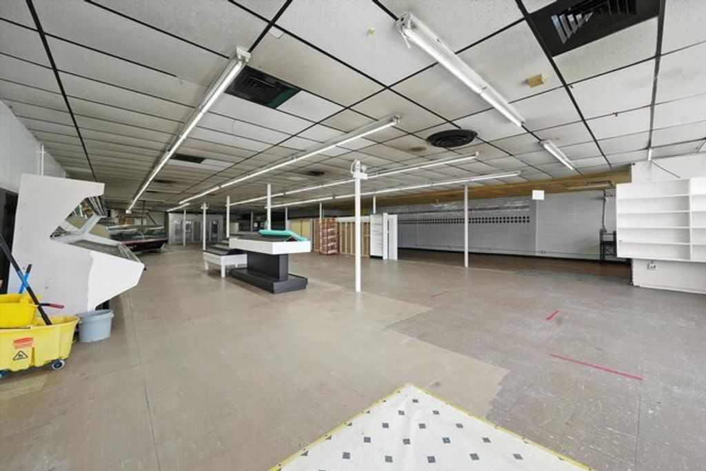 6309 W Grand Avenue, Chicago, IL 60639 — photo 5