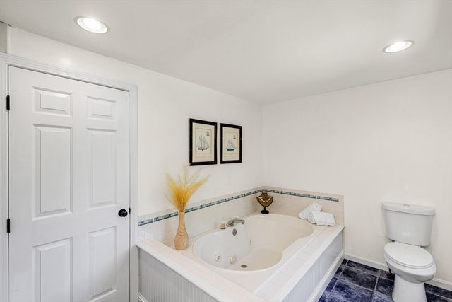 5 Locust Grove, Merrimac, MA 01860