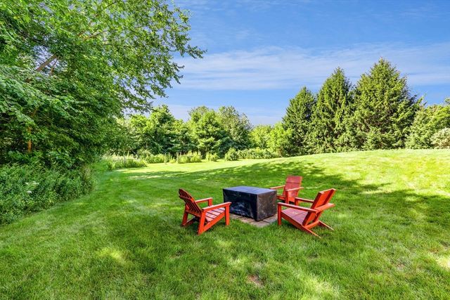 5 Locust Grove, Merrimac, MA 01860