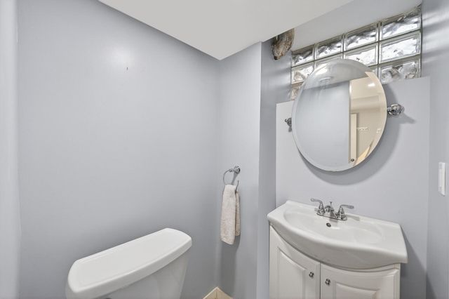 9937 Columbus Avenue S, Bloomington, MN 55420