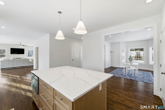 2125 Long Hill Road, Guilford, CT 06437