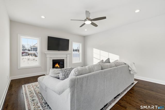 2125 Long Hill Road, Guilford, CT 06437