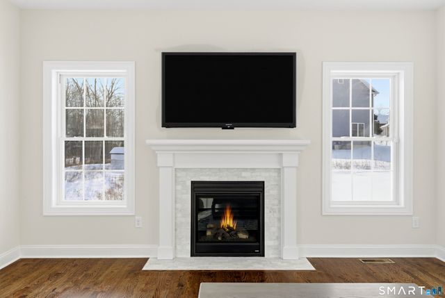 2125 Long Hill Road, Guilford, CT 06437