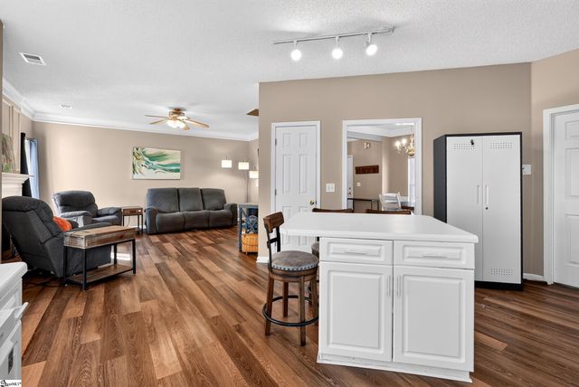 406 Rosehaven Way, Greer, SC 29651
