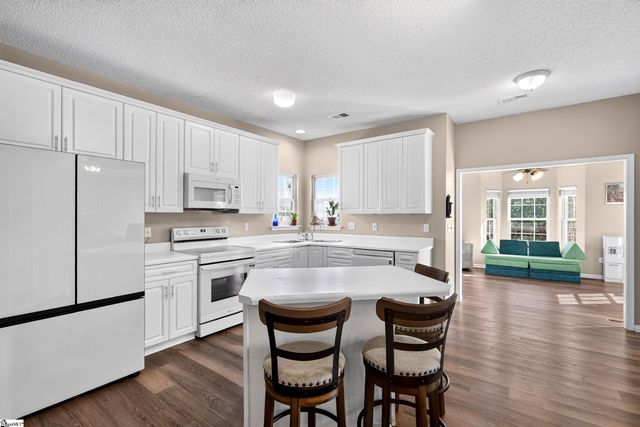 406 Rosehaven Way, Greer, SC 29651