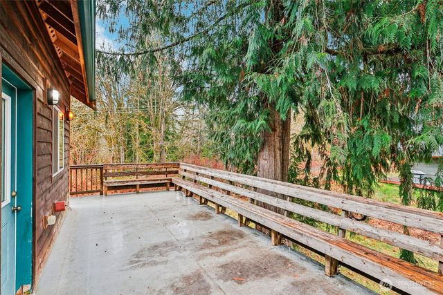 11062 Whistler Lane, Deming, WA 98244