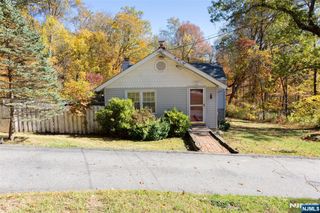 318 Germantown Road, West Milford, NJ 07480
