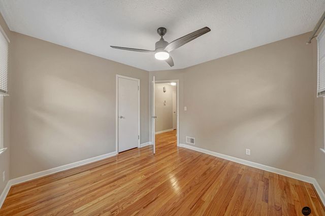 3645 S 17th Street, Lincoln, NE 68502