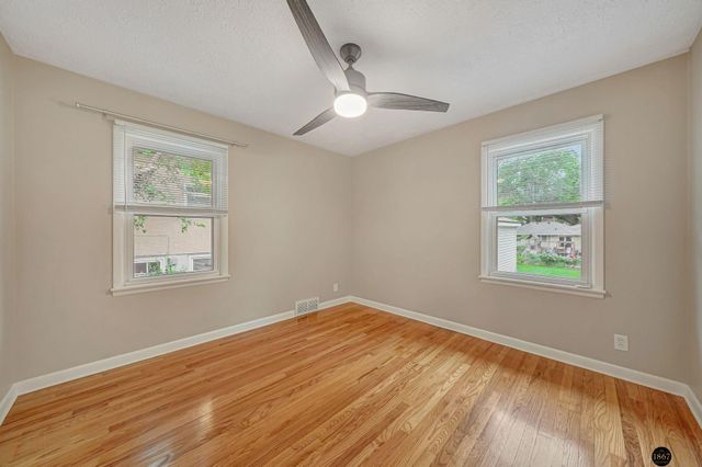 3645 S 17th Street, Lincoln, NE 68502