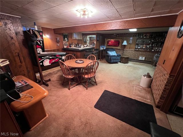 6402 Dora Boulevard, Independence, OH 44131