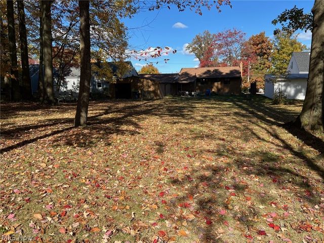 6402 Dora Boulevard, Independence, OH 44131