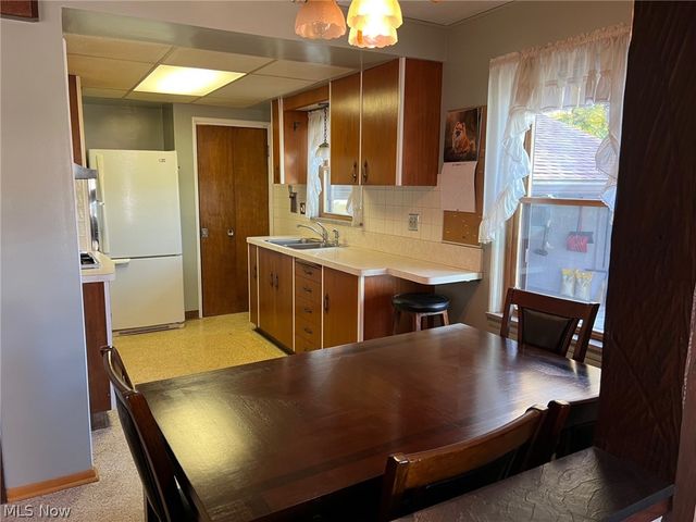 6402 Dora Boulevard, Independence, OH 44131