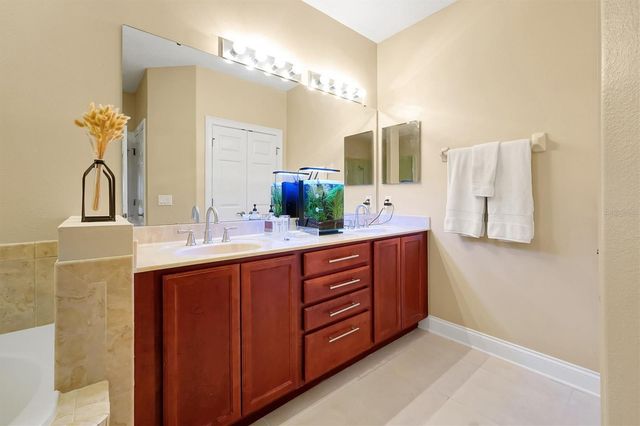 7259 REGINA WAY, Orlando, FL 32819