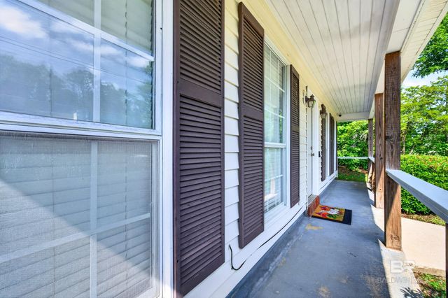 145 Country Club Drive, Daphne, AL 36526