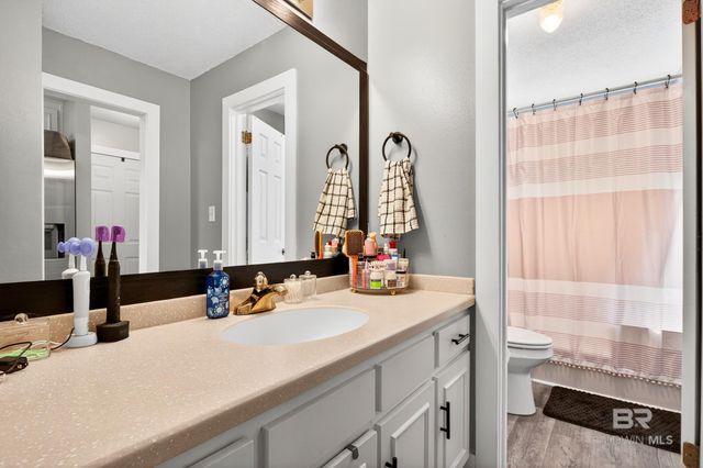 145 Country Club Drive, Daphne, AL 36526