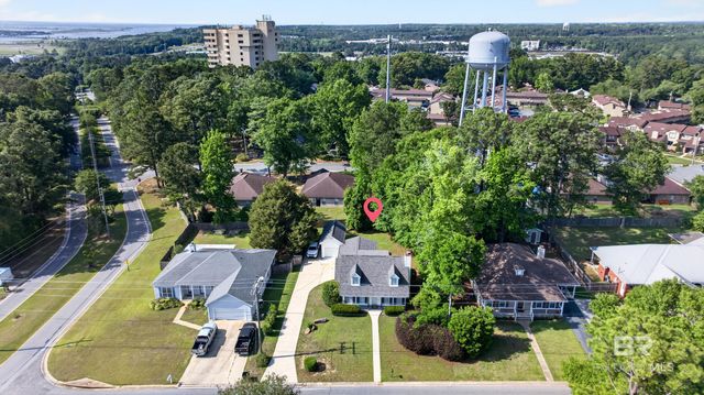 145 Country Club Drive, Daphne, AL 36526