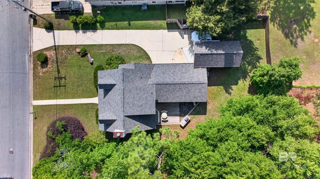 145 Country Club Drive, Daphne, AL 36526