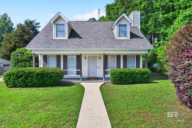 145 Country Club Drive, Daphne, AL 36526