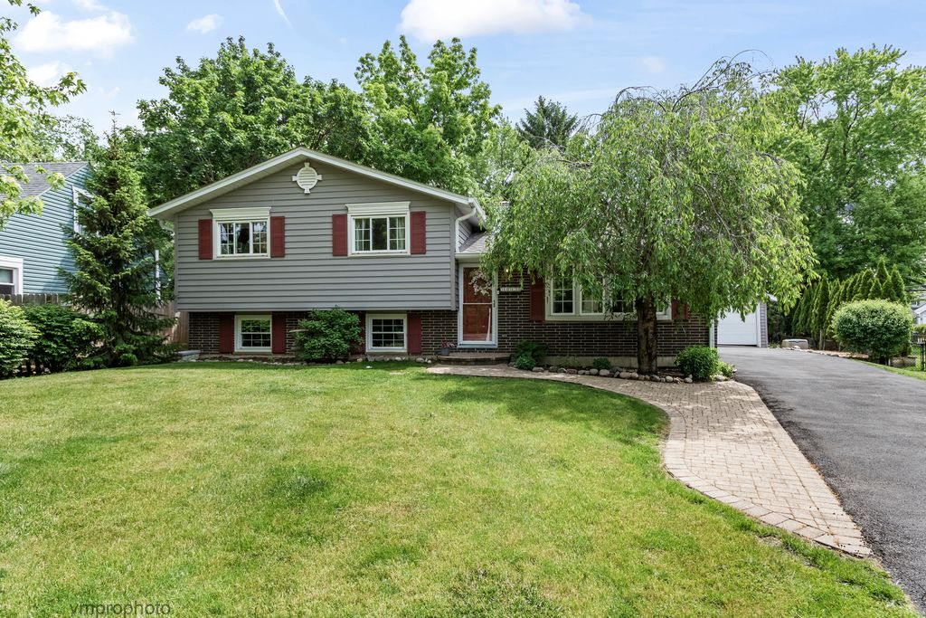 33338 N Sears Boulevard, Grayslake, IL 60030