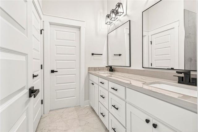 6811 Fir Street, Fort Smith, AR 72916